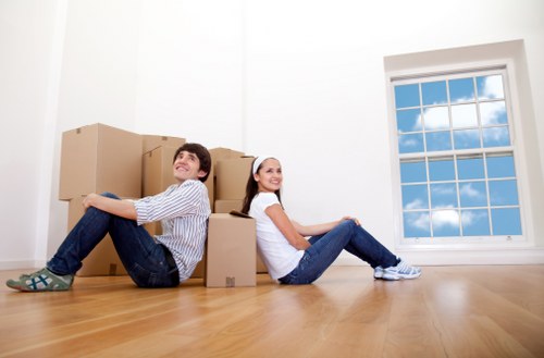 Commercial and residential moving truck support across Finchley