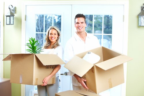 Preparation checklist and packing steps for furniture removals in Finchley